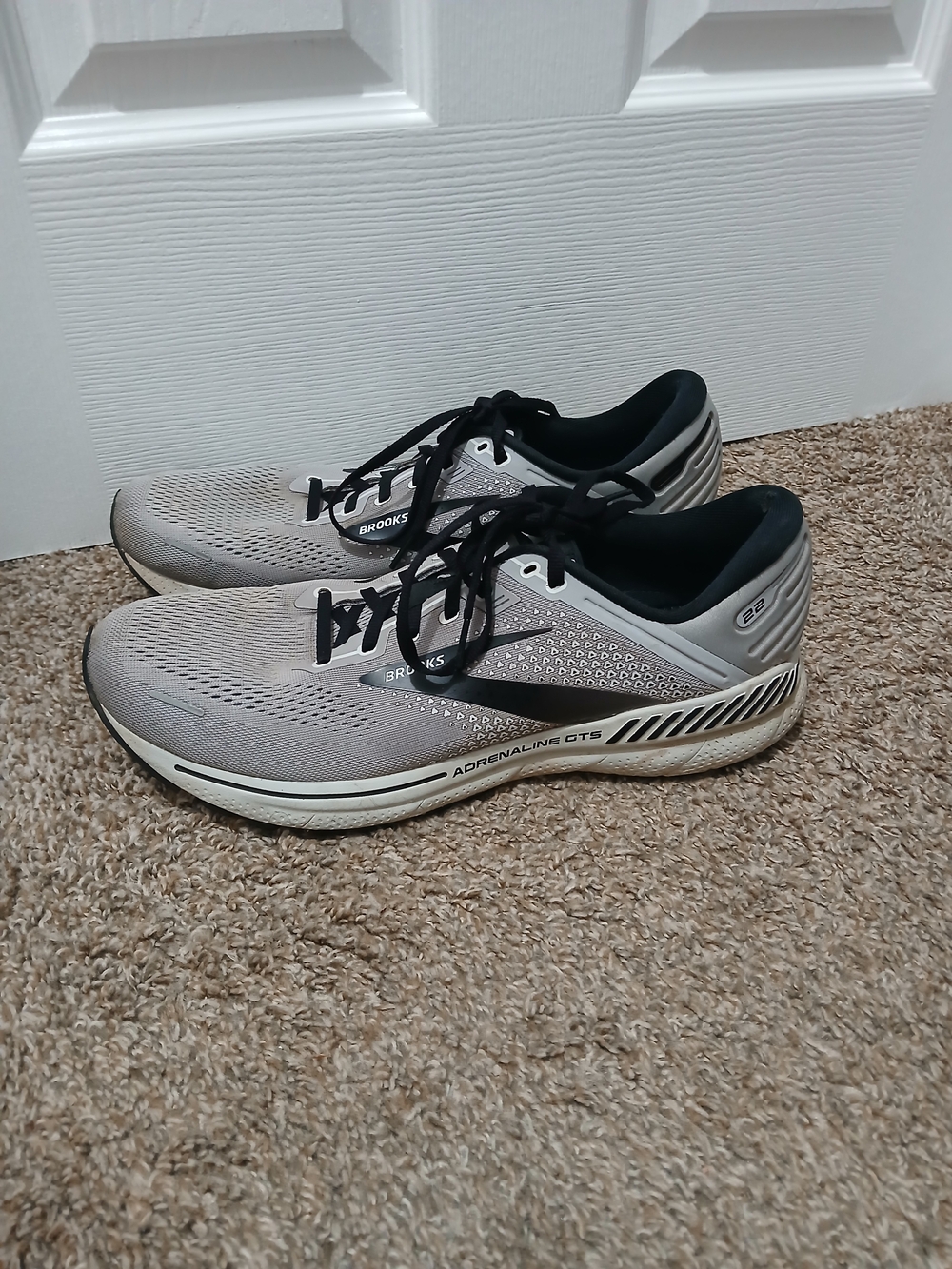 Brooks Adrenaline GTS Men’s Running Shoes - Light Gray/Black